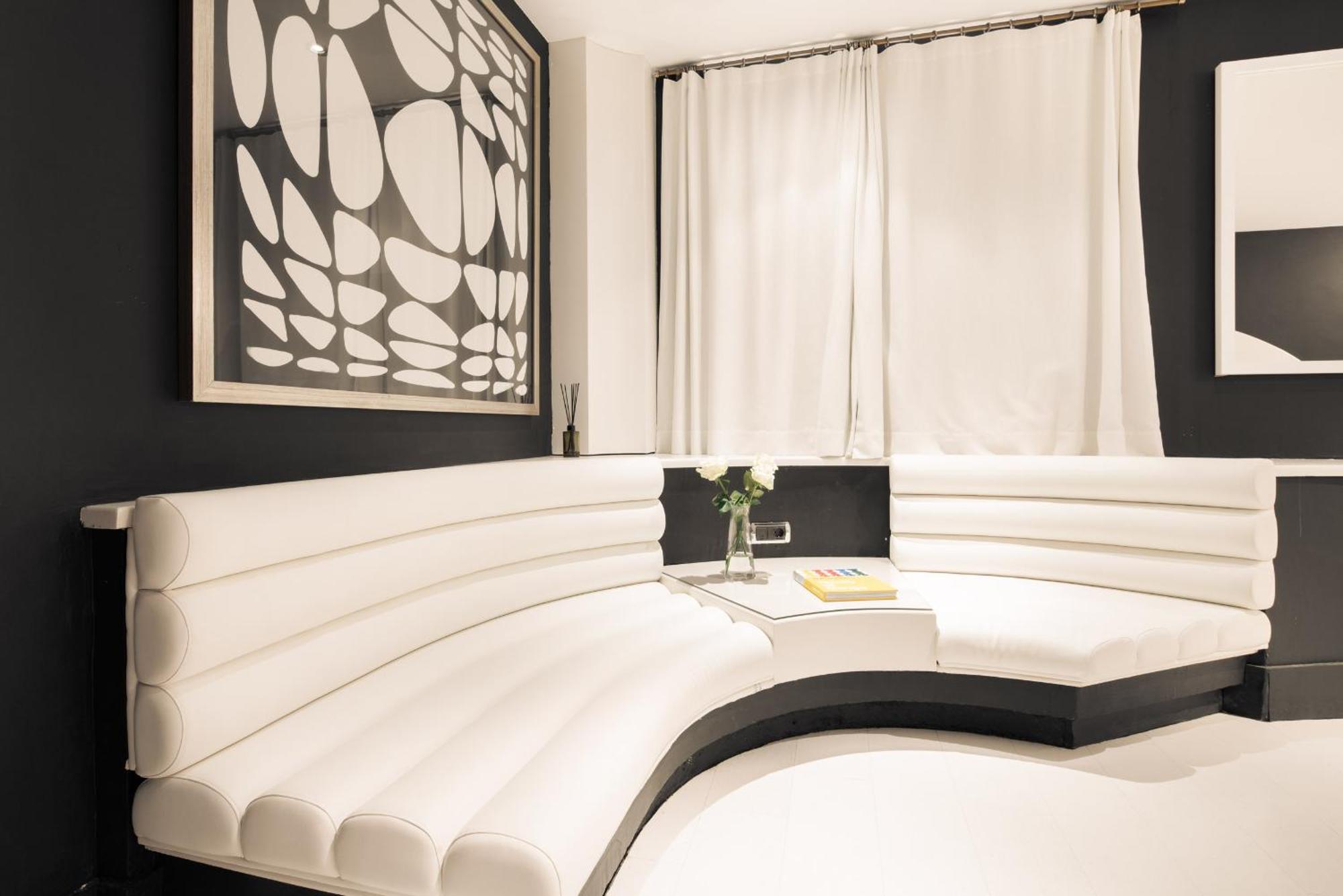 La Franca Travellers Adults Only Hotel Барселона Екстериор снимка