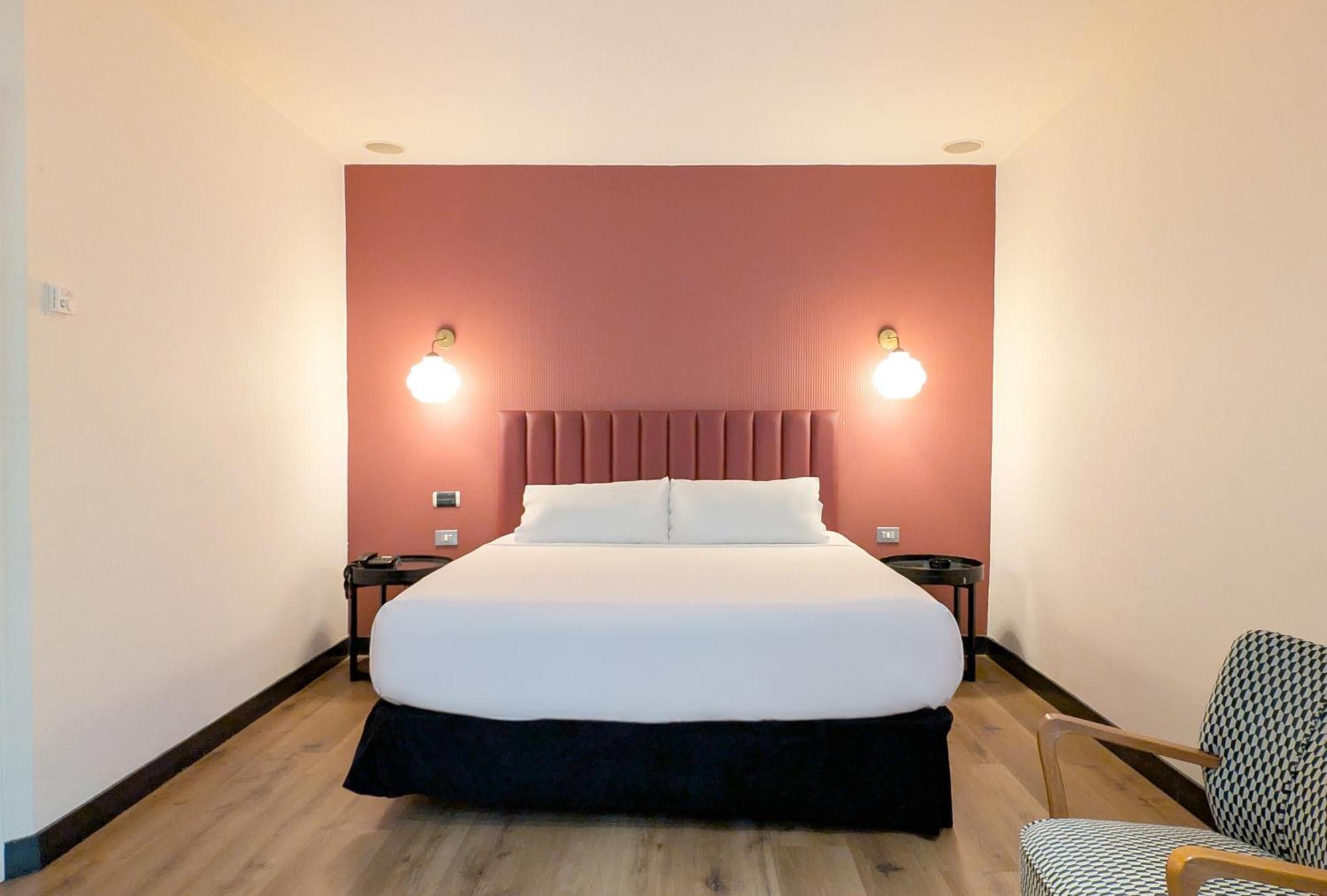 La Franca Travellers Adults Only Hotel Барселона Екстериор снимка